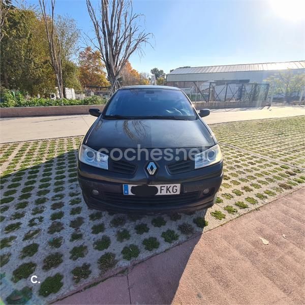 Negro Usado 2007 Renault Mégane II Extreme Berlina | 2100 € (Buen precio) - Imagen 1/4