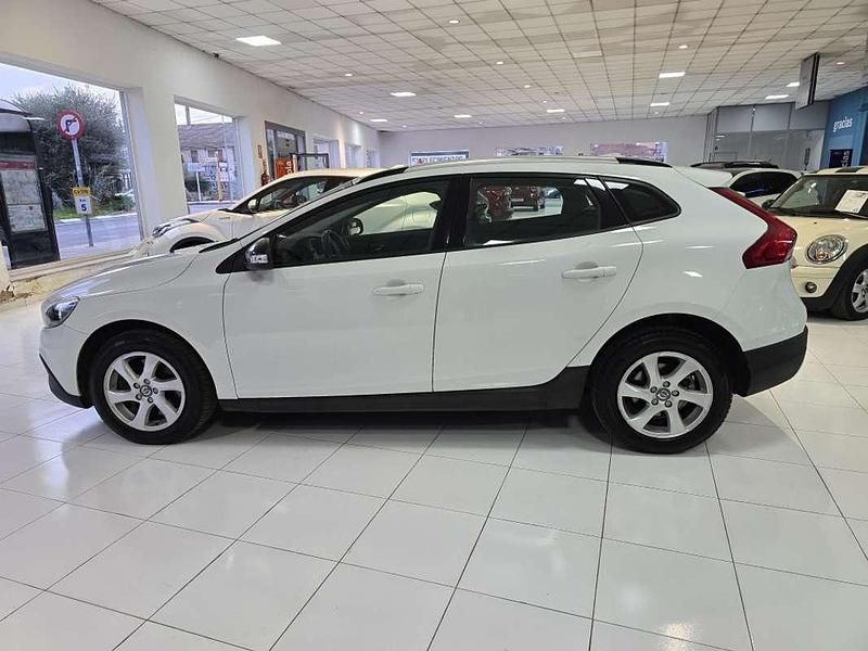 Usado Volvo V40 Summum 120 CV (88 kW) 2016 Blanco SUV
