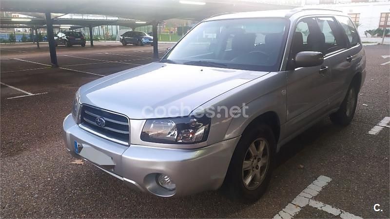Gris / plata Usado 2005 Subaru Forester SUV | 6500 € - Imagen 1/4
