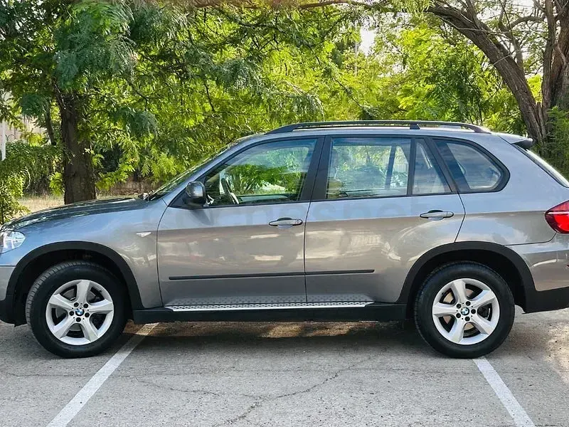 Usado BMW X5 245 CV (180 kW) 2011 Gris / plata SUV