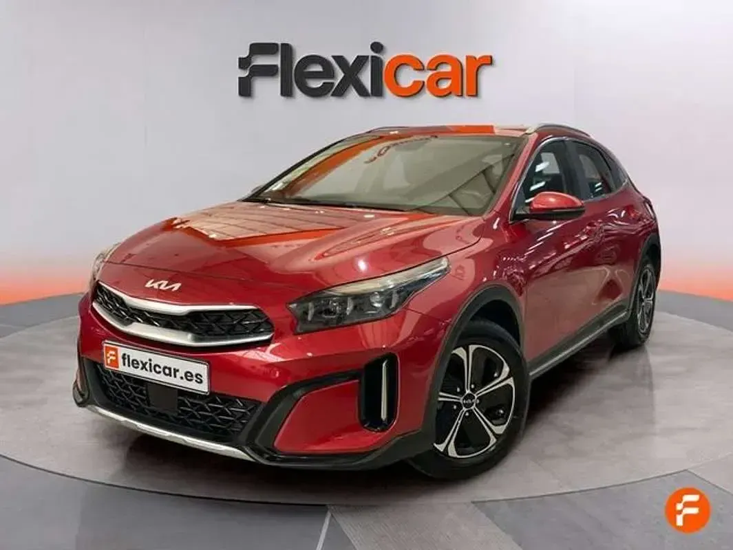Usado Kia XCeed 141 CV (103 kW) 2023 Burdeos SUV