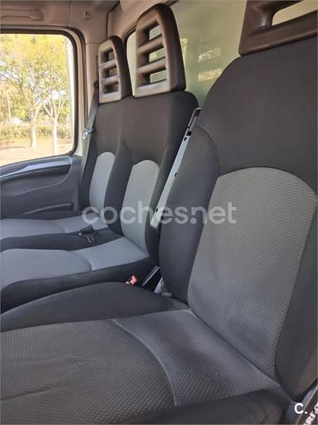 Begagnad Iveco Daily 106 HK (77 kW) 2012 Vit Pickup