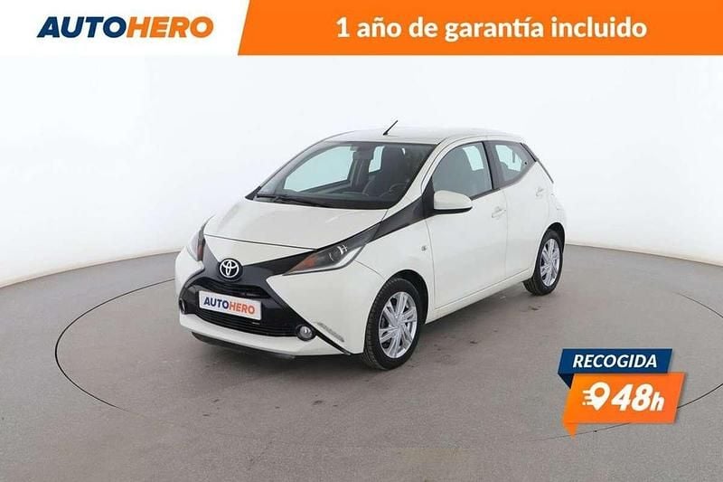Blanco Usado 2016 Toyota Aygo X-play Utilitario | 11.099 € (Precio justo) - Imagen 1/3