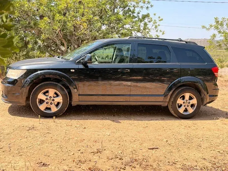Usado Dodge Journey SE 140 CV (102 kW) 2008 Negro SUV