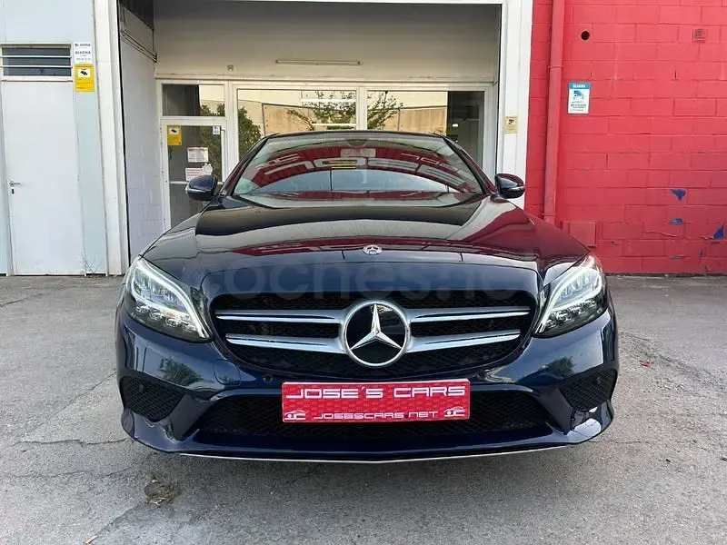 Usado Mercedes C200 160 CV (117 kW) 2020 Azul Berlina
