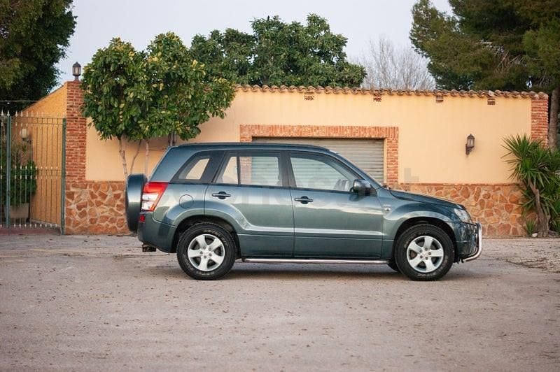 Usado Suzuki Grand Vitara 129 CV (94 kW) 2007 Verde SUV