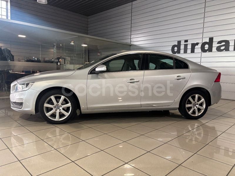 Usado Volvo S60 Momentum 150 CV (110 kW) 2015 Gris / plata Berlina