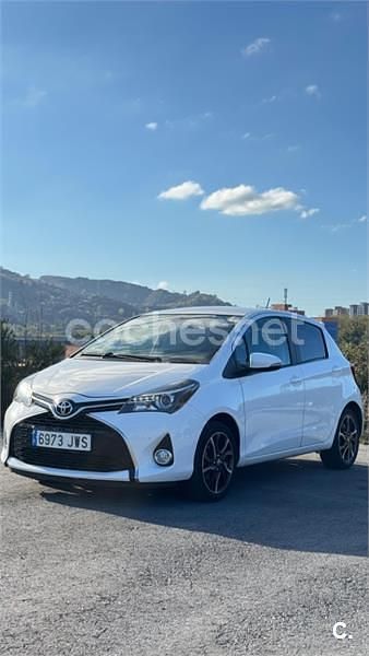 Blanco Usado 2017 Toyota Yaris Berlina | 12.500 € (Precio justo) - Imagen 1/4