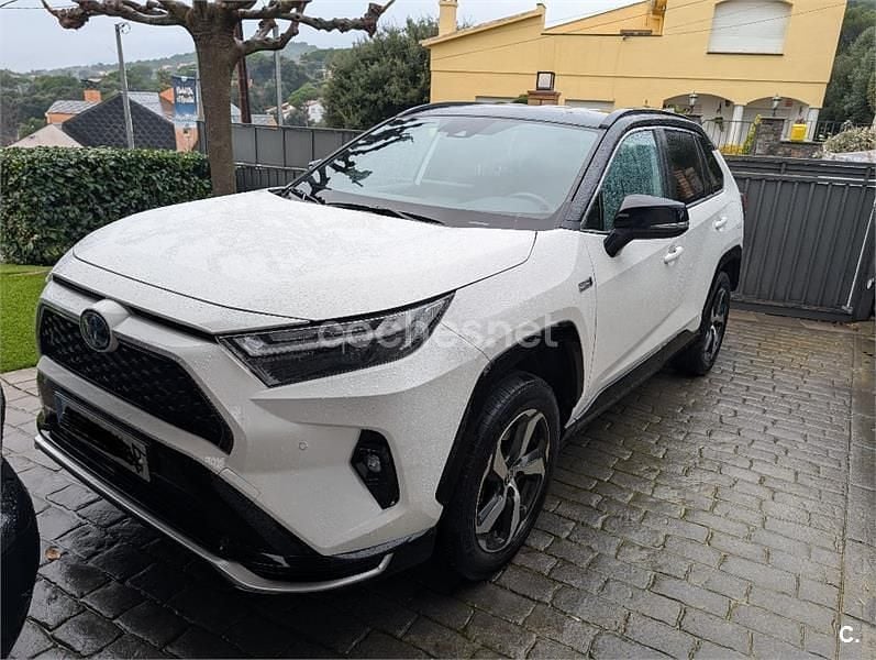 Usado Toyota RAV4 Hybrid Advance 306 CV (225 kW) 2023 Blanco SUV
