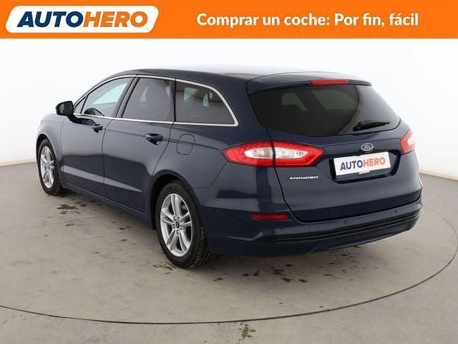 Usado Ford Mondeo Titanium 160 CV (117 kW) 2017 Azul Familiar