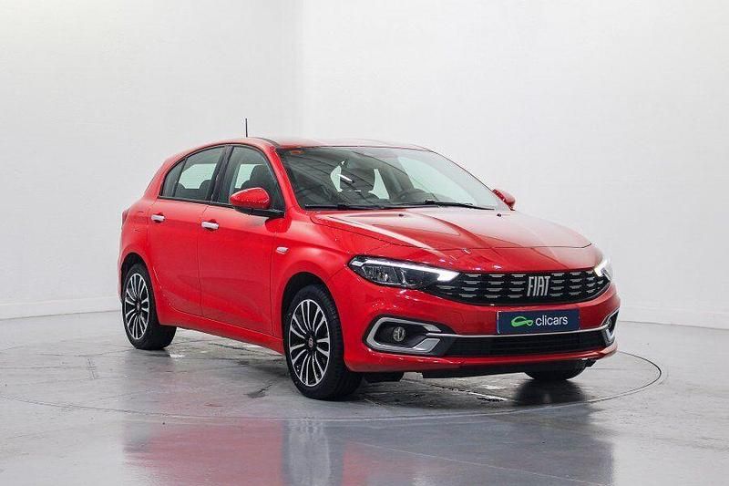 Usado Fiat Tipo City Life 101 CV (74 kW) 2021 Rojo Berlina