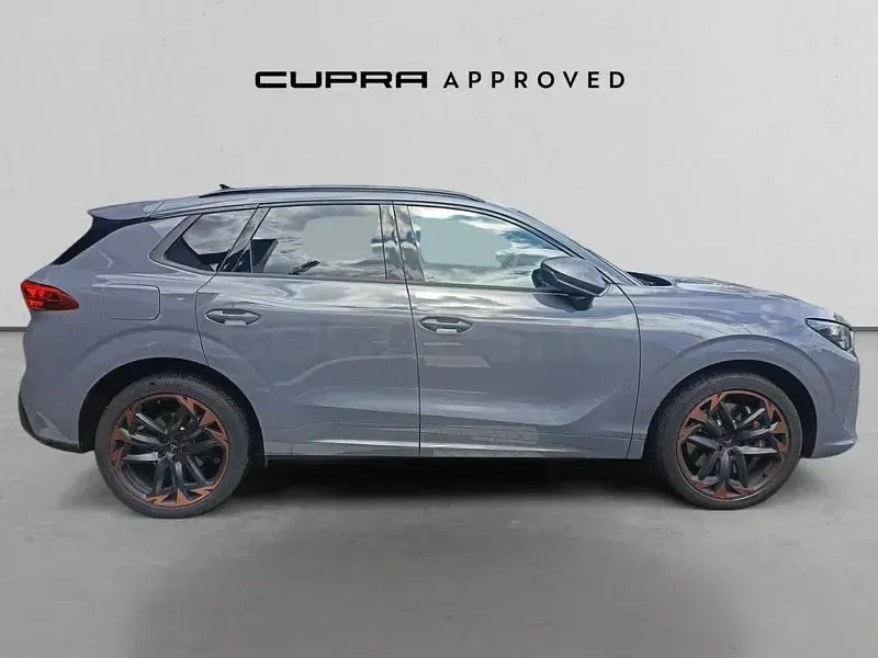 Usado Cupra Terramar VZ 265 CV (194 kW) 2024 Gris / plata SUV