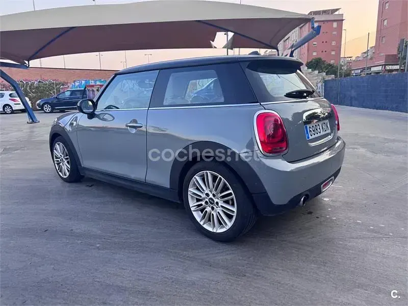 Usado Mini Cooper 136 CV (100 kW) 2017 Gris / plata Utilitario