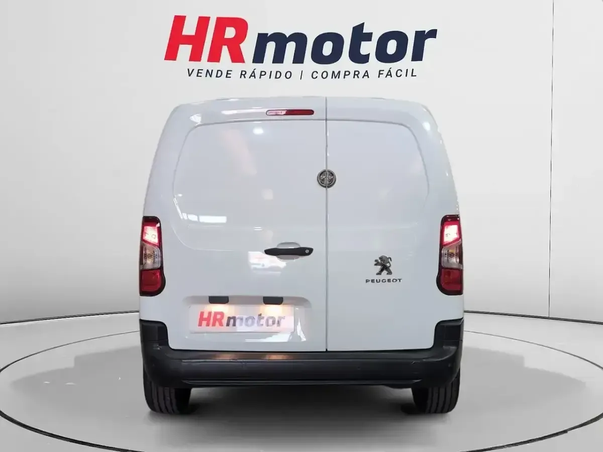 Usado Peugeot Partner Premium 128 CV (94 kW) 2022 Blanco Monovolumen
