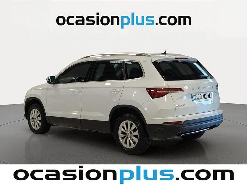 Usado Skoda Karoq Selection 116 CV (85 kW) 2024 Blanco SUV