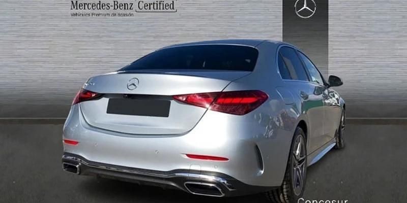 Usado Mercedes C220 197 CV (144 kW) 2024 Plateado Berlina