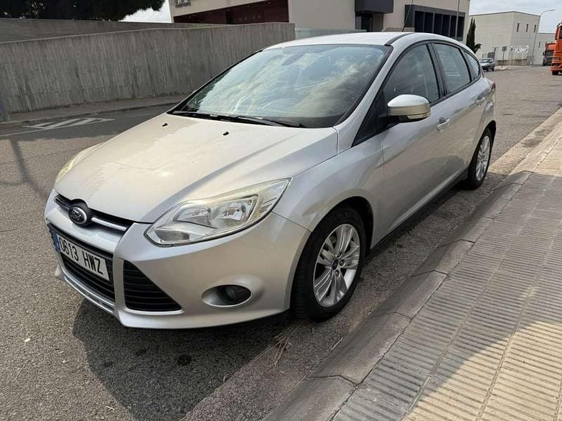 Gris Usado 2014 Ford Focus Trend+ Utilitario | 5300 € (Buen precio) - Imagen 1/4