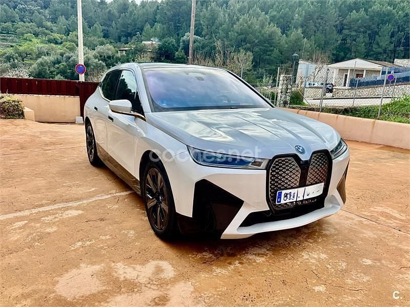 Usado BMW iX Comfort Edition 239 kW (326 CV) 2022 Eléctrico SUV