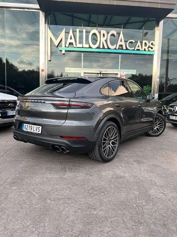 Usado Porsche Cayenne 461 CV (339 kW) 2021 Gris SUV
