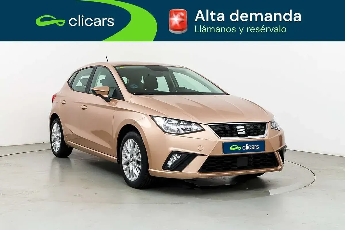 Usado Seat Ibiza Style 95 CV (69 kW) 2018 Naranja Utilitario