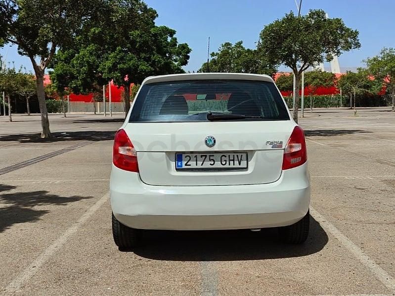 Usado Skoda Fabia Sport 105 CV (77 kW) 2008 Blanco Berlina