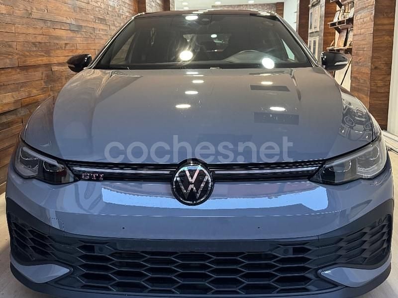 Gris / plata Usado 2024 VW Golf VIII GTI Clubsport Berlina | 39.900 € (Un poco caro) - Imagen 1/4