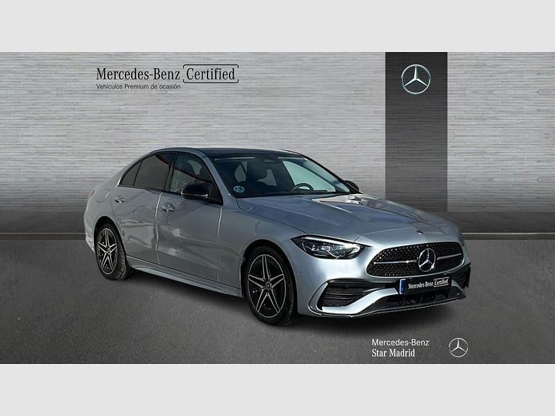 Usado Mercedes C220 AMG line 200 CV (147 kW) 2025 Otro Berlina