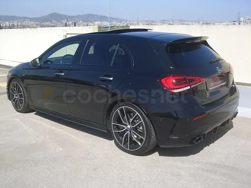 Usado Mercedes A35 AMG 306 CV (225 kW) 2022 Negro Berlina