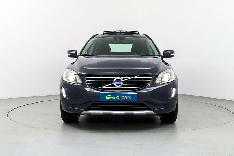 Usado Volvo XC60 Momentum 136 CV (100 kW) 2015 Gris SUV