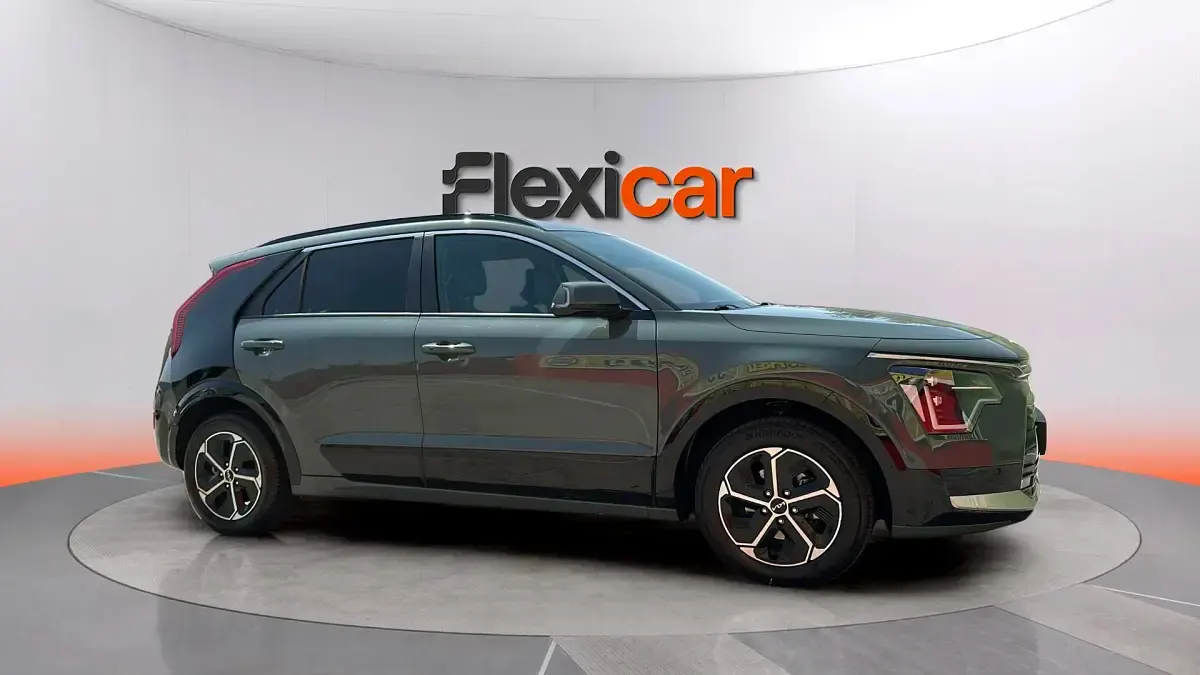 Usado Kia Niro 141 CV (103 kW) 2022 Verde SUV