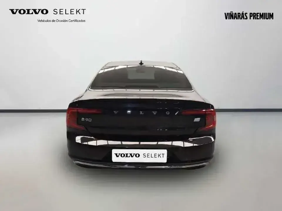 Usado Volvo S90 Core 455 CV (334 kW) 2023 Negro Berlina