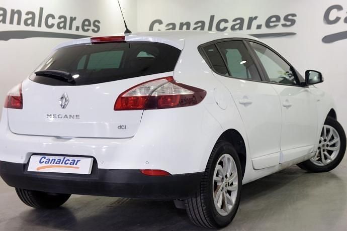 Usado Renault Mégane III LIMITED 95 CV (69 kW) 2015 Blanco Utilitario
