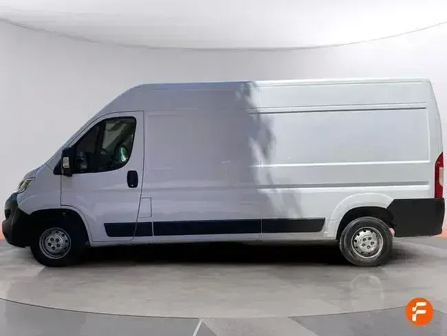 Usado Opel Movano 140 CV (102 kW) 2023 Blanco Van