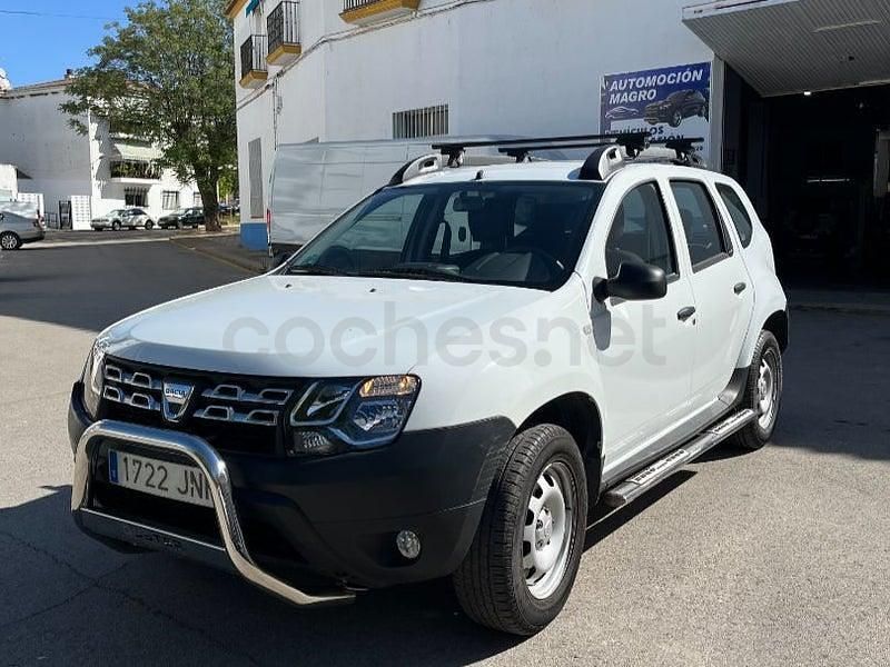 Usado Dacia Duster Lauréate 125 CV (91 kW) 2016 Blanco SUV