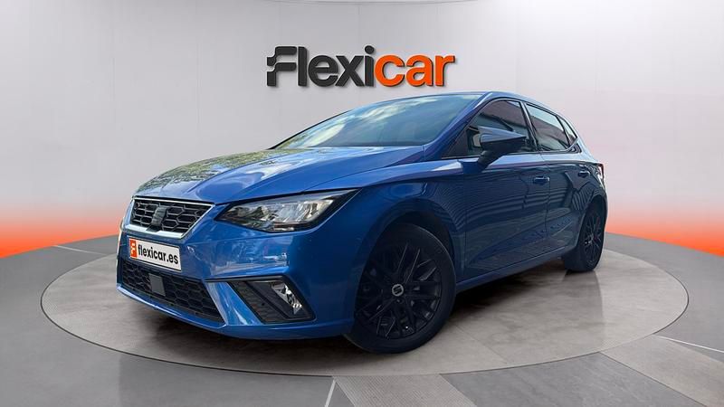 Usado Seat Ibiza FR 110 HP (80 kW) 2023 Azul Citadino