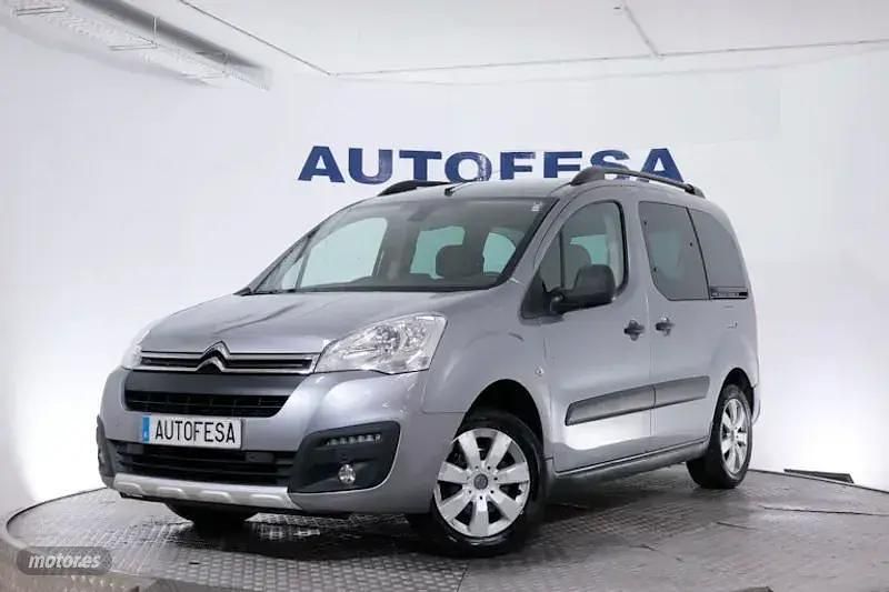 Plateado Usado 2017 Citroën Berlingo XTR Monovolumen | 11.850 € (Buen precio) - Imagen 1/4