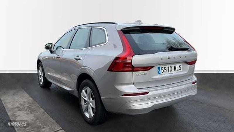 Usado Volvo XC60 Core 197 CV (144 kW) 2023 Plateado SUV