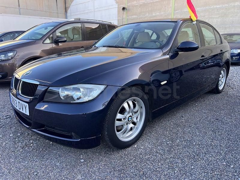 Usado BMW 318 122 CV (89 kW) 2006 Azul Berlina