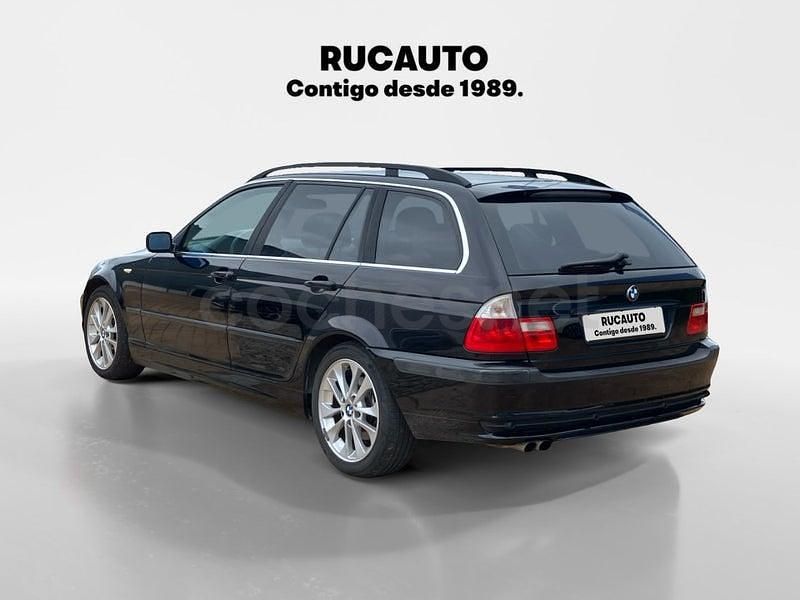 Usado BMW 320 Comfort Edition 170 CV (125 kW) 2004 Negro Familiar