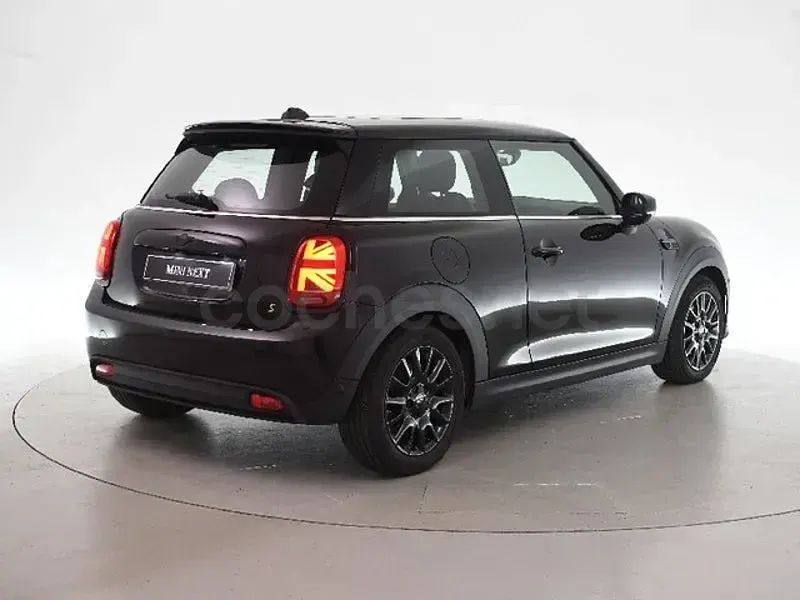 Usado Mini Cooper SE 135 kW (184 CV) 2021 Eléctrico Utilitario
