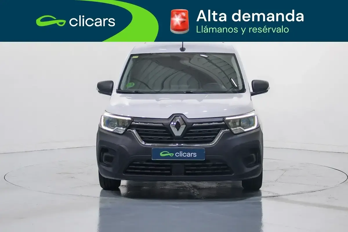 Usado Renault Kangoo 95 CV (69 kW) 2022 Blanco Monovolumen