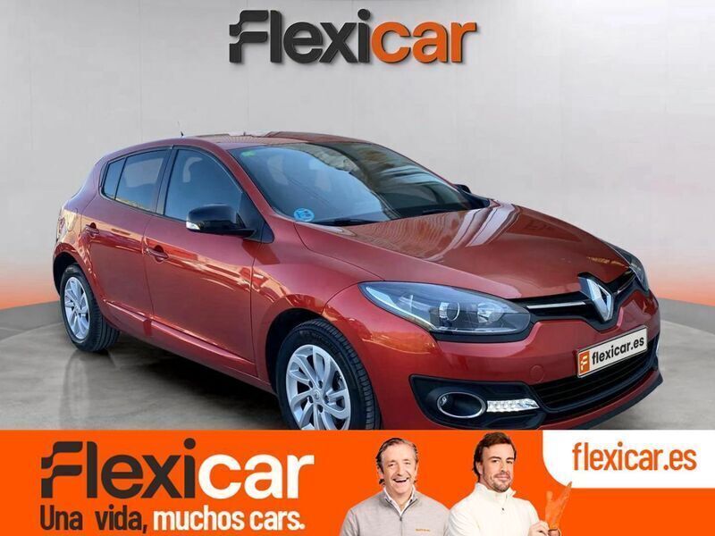 Rojo Usado 2015 Renault Mégane III LIMITED Utilitario | 9690 € (Un poco caro) - Imagen 1/4