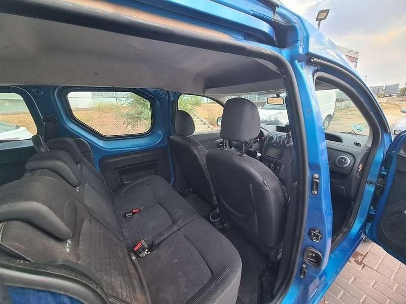 Usado Dacia Dokker Stepway 75 CV (55 kW) 2016 Azul Monovolumen