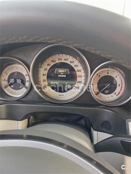 Gris / plata Usado 2014 Mercedes E220 Berlina | 13.000 € (Precio justo) - Imagen 1/4