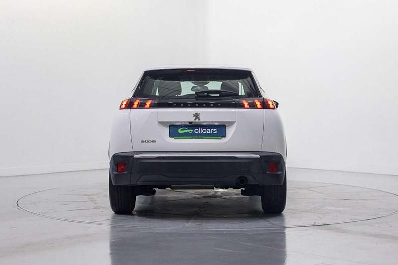 Usado Peugeot 2008 Active 101 CV (74 kW) 2021 Blanco SUV