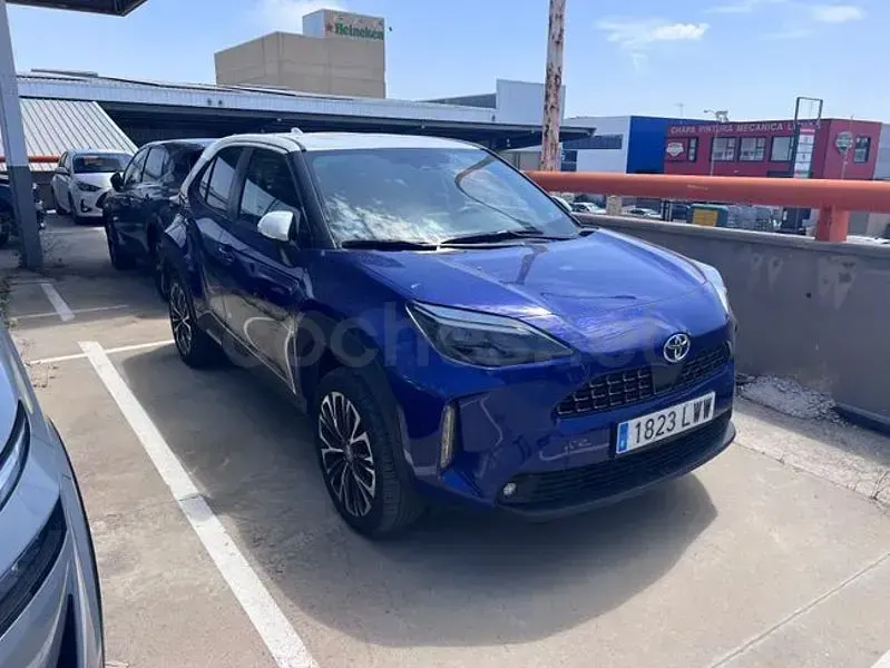 Usado Toyota Yaris Cross Style 116 CV (85 kW) 2022 Azul SUV