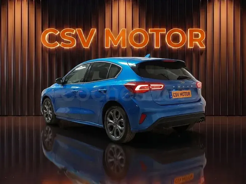 Usado Ford Focus ST-Line X 155 CV (114 kW) 2025 Azul Berlina