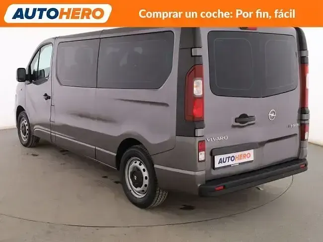 Usado Opel Vivaro 125 CV (91 kW) 2016 Gris Monovolumen
