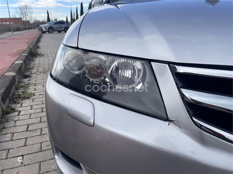 Usado Honda Accord Executive 190 CV (139 kW) 2006 Gris / plata Berlina