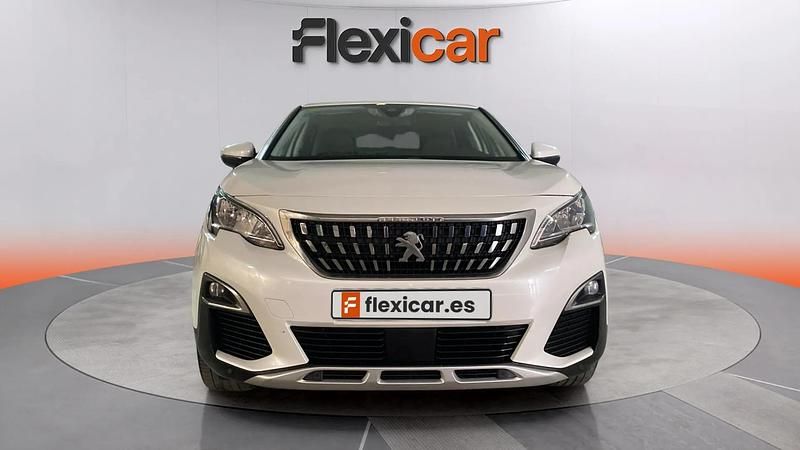 Begagnad Peugeot 3008 Allure 131 HK (96 kW) 2019 Vit Minibuss